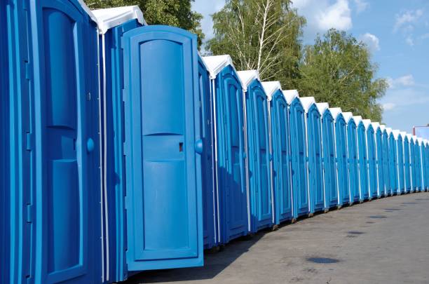 Best Emergency porta potty rental  in Dell Rapids, SD